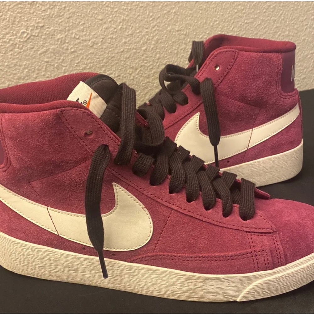Nike Blazer Womens Mid Vintage Suede AV9376-601 Sz 6